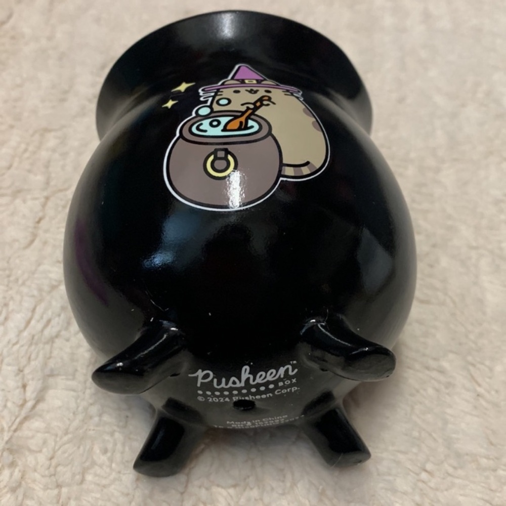 Exclusive Pusheen Halloween Bundle Cauldron Planter, Led Candle, And Decals View 4